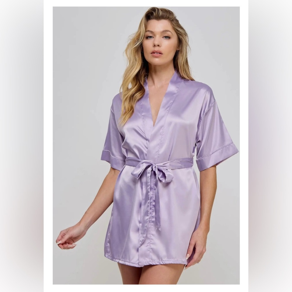 BE WICKED BRAND GETTING READY Lavender Satin Kimono Robe
